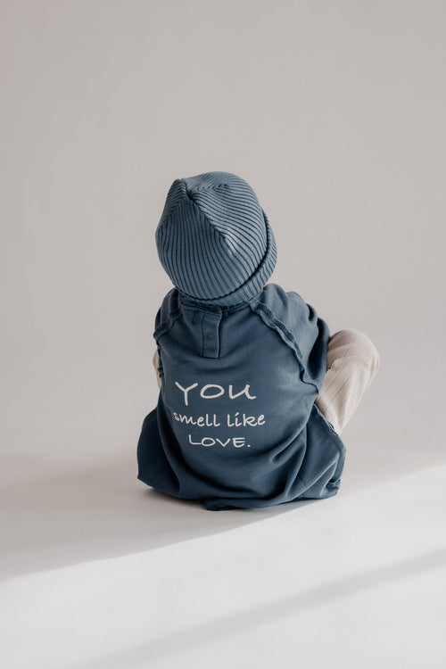 RAGLAN SWEATSHIRT|YOU SMELL LIKE LOVE