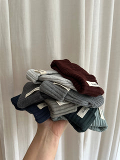 BEANIE GROBSTRICK | MAROON