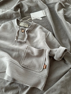 POCKET SWEATER | GRAY
