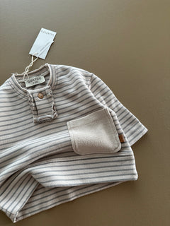 POCKET SWEATER | GRAY STRIPES