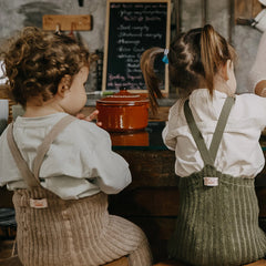 GRANNY STRUMPFHOSE mit TRÄGERN | olive