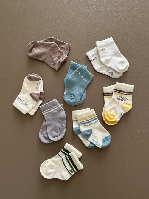 BEANIES | SOCKS