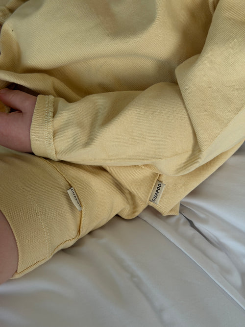 COZY SHORTS SOFT YELLOW