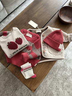KNIT BEANIE BERRY