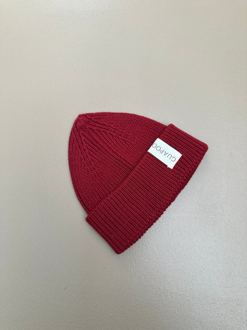 KNIT BEANIE RED