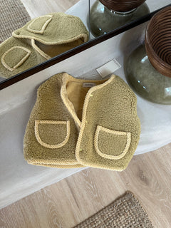 REVERSIBLE TEDDY VEST MARZIPAN