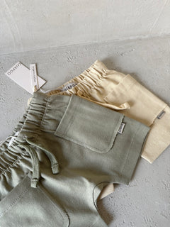 COZY SHORTS SOFT YELLOW