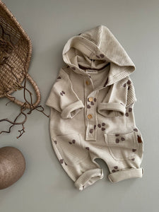 HOODED WAFFLE ROMPER | BROWN DOTS