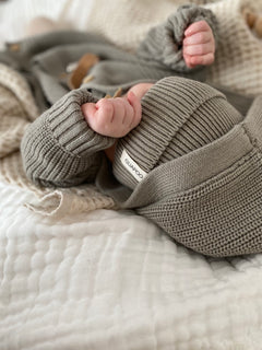 SOFT KNIT BEANIE | SMOKE