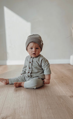 SOFT KNIT BEANIE | SMOKE