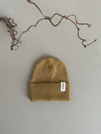 GESTRICKTE BEANIE | CURRY