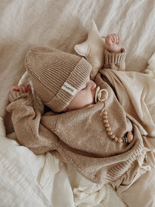 GESTRICKTE BEANIE | SAND MELANGE